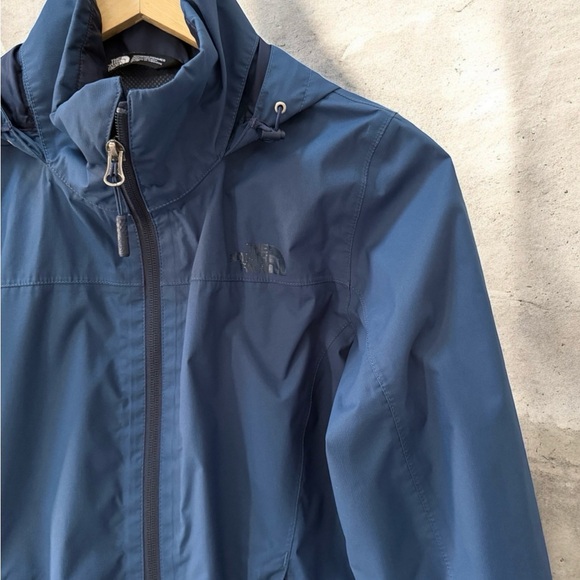The North Face Women’s Navy Blue Hooded Windbreaker Jacket w Hood! Small! - Picture 5 of 9